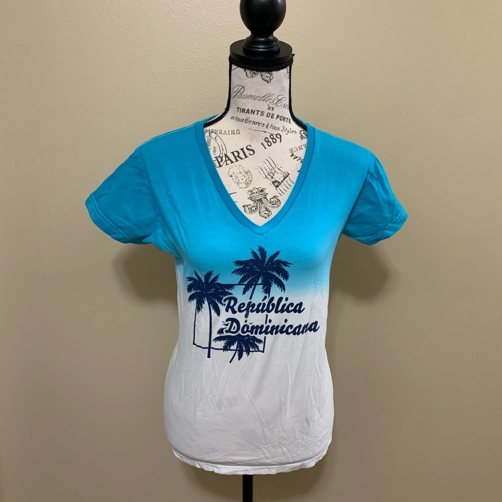 Ocean Dream Blue & White Ombre Dominican Republic Short Sleeve Shirt Size Large